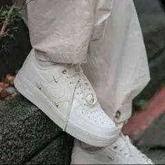 【美品】NIKE AIR FORCE 1 ナイキ エアフォース1 スウォッシュ