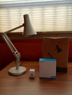 ANGLEPOISE 90 MiniMini アンカー PowerPort付き