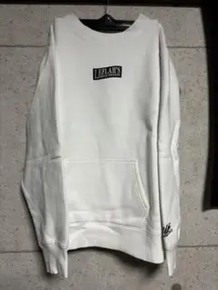 leflah スウェット