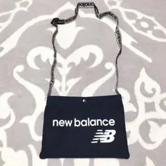 ◆ニューバランス 男女兼用 サコッシュ（ネイビー）◆