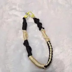 スマホショルダーストラップ 黒と金