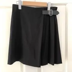 新品 GU スカート Mサイズ