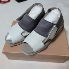 Item thumbnail for item ad88bddb-4736-4064-b38b-063c3c15fd07