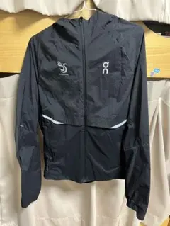 on 上下