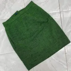 スカート グリーン系ミディ丈台形シルエット 後ろファスナー仕様