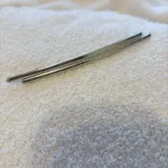 ヘアクリップ　バレッタ　ショートヘア用　シルバー　パーティー　お呼ばれ