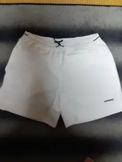NEIGHBORHOOD ホワイト ショートパンツのサムネイル