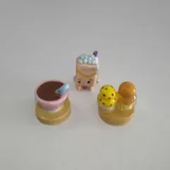 コーヒーとブリオッシュのフェーブ　フェーヴ　フランス　陶器　ミニチュア