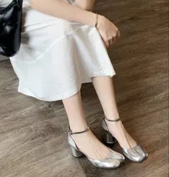 シルバー メタリック アンクルストラップ パンプス
