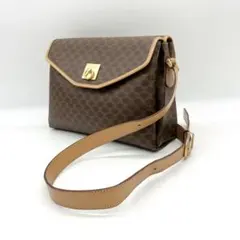 【CELINE】ショルダーバッグ　マカダム柄　ゴールド金具　ダークブラウンのサムネイル