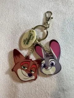 ズートピア アクリルキーホルダー ニック・ワイルドとジュディ・ホップス