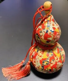 【和雑貨】友禅和紙張り ひょうたん飾り ・房付き　送料込み