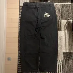 Yardsale デニムパンツ ブラック 刺繍ロゴのサムネイル