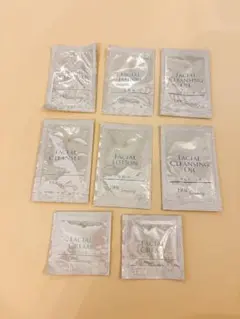 【新品】DHC スキンケアセット　サンプル　8点のサムネイル