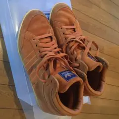 限界値下げアディダススニーカー