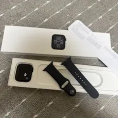 Apple Watch SE第2世代 44mm本体 ブラック バンド付き