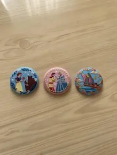 ディズニー 刺繍缶バッジ シンデレラ 白雪姫 ダンボ