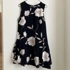 snidel ネイビー フラワープリント ノースリーブワンピース