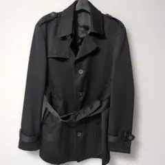 【コムサイズム】黒のハーフトレンチコート ベルト付き