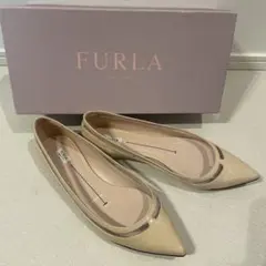 FURLA ベージュ フラットシューズ 37のサムネイル