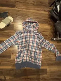 チェック柄フード付きパーカー