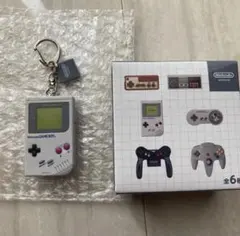 【新品未使用】ニンテンドーミュージアム　ゲームハードキーホルダー　ゲームボーイ