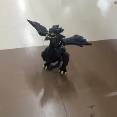 怪獣女王 DRAGORA ソフビ ドラゴラ 龍 メタリックカラー - メルカリ