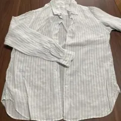 青と白のストライプ長袖シャツ