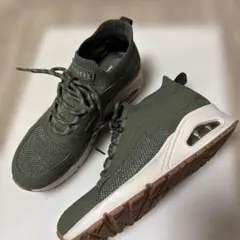 スケッチャーズ☆ ウノ-キャッチ ザ ライト 23.5 カーキ