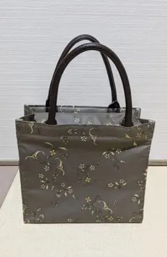 Item thumbnail for item 4609464f-9d82-4b7a-9a93-f0ced5963b61