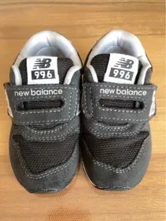 ニューバランス ベビーシューズ グレー IZ996