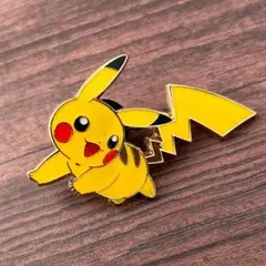 海外希少品 】世界大会 ロンドン ピカチュウ ポケモン 金属製