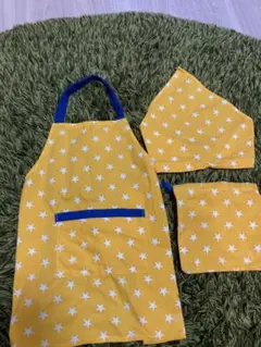 子供　エプロン　キッズ　三角巾　巾着　ゴム　星柄　イエロー　黄色