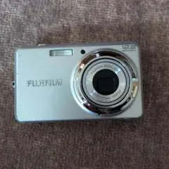 FUJIFILM FinePix 12.2メガピクセル（ジャンク品)のサムネイル