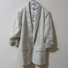 新品タグ付　リネン100% ZARA ベージュ テーラードジャケット　Ｌ袖クシュ