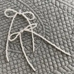 パールビーズ リボン型ピアス　Y2K