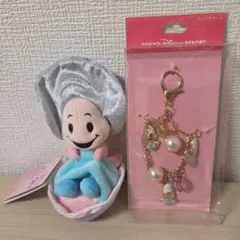 【新品未使用】ディズニーヤングオイスターバッグチャーム＆キーチェーンセット