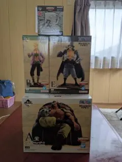 ワンピース1番くじフィギュアとマグカップ付