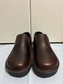 美品　NAOT スリッポン 40インチ EIGER