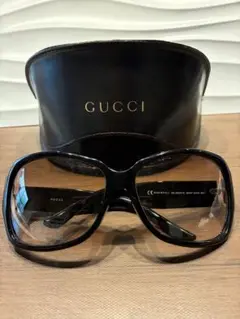GUCCI オーバーサイズサングラス ブラック