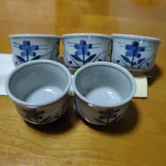 青い花模様 陶器製お猪口5個セット