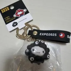 サンリオ ミャクミャク 立体マスコットストラップ シナモロール 黒