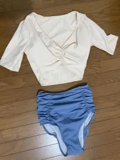 セパレート水着 ビキニ ツイストフロントのサムネイル