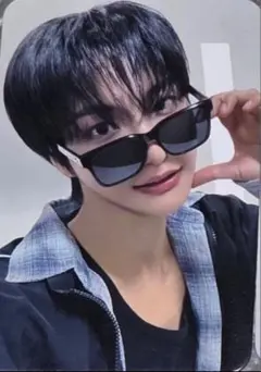 マッジュ アチズ ateez トレカ ソンファ サングラス