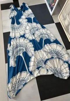 ハワイアン風　ブルー花柄オールインワンサロペット