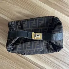 FENDI アクセサリーポーチ ワンショルダー ズッカ ミニバニティ レザー