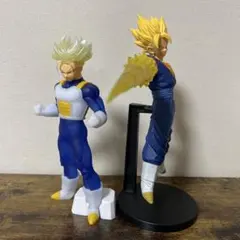 ドラゴンボールフィギュア　トランクス　ベジット　2体セット