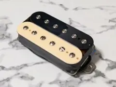 アルニコV 4芯　52ピッチ　ハムバッカー ピックアップ 　白銅プレート