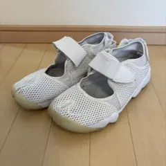 NIKE エアリフト ホワイト