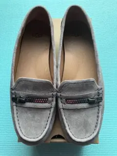 UGG DAVINA グレー　スエード